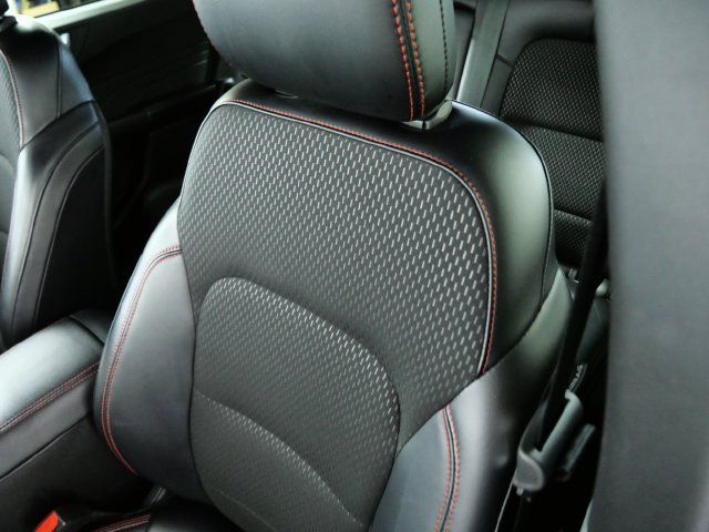 Certified 2025 Ford Escape ST-Line AWD/4WD image 16
