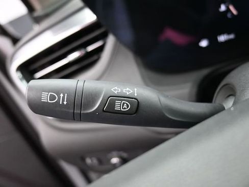 Used 2025 Buick Encore GX Preferred AWD/4WD image 30