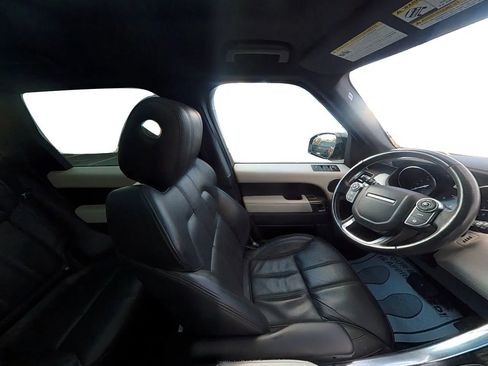 Used 2016 Land Rover Range Rover Sport HSE image 28