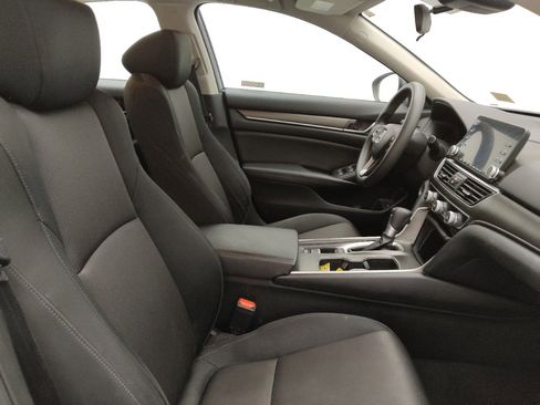 Used 2019 Honda Accord LX image 21