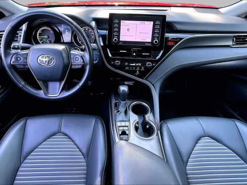 Certified 2024 Toyota Camry SE FWD image 14