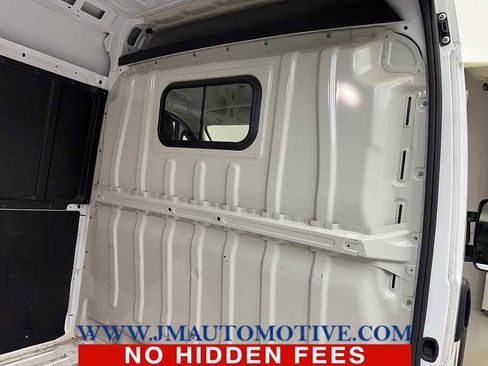 Used 2024 RAM ProMaster 2500 w/ Convenience Group FWD image 17