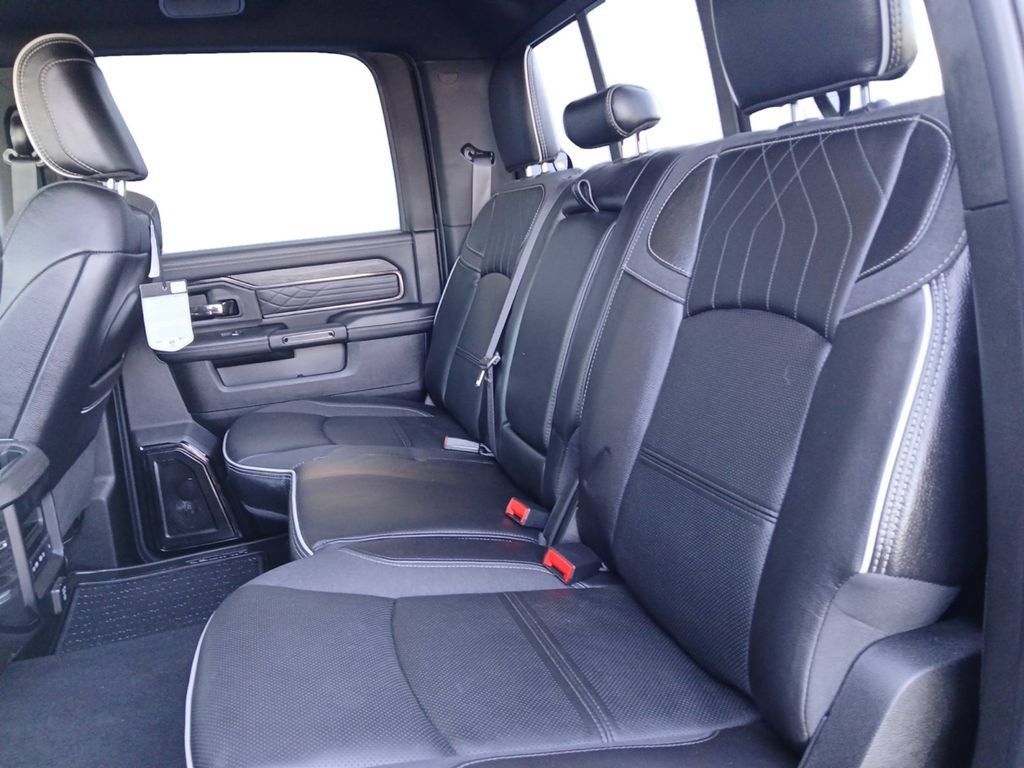 Used 2026 RAM 3500 Limited AWD/4WD image 22