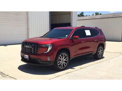 Used 2026 GMC Acadia Denali Ultimate w/ LPO, Floor Liner Package FWD image 4