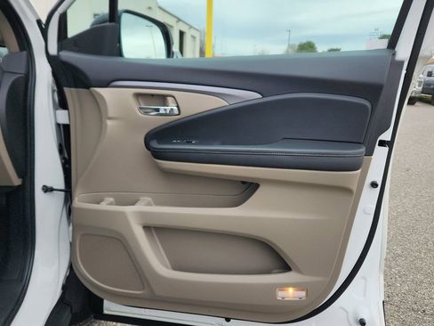 Used 2023 Honda Ridgeline RTL-E image 26
