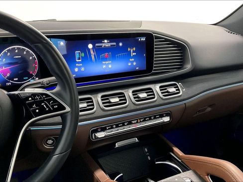 Used 2025 Mercedes-Benz GLE 350 4MATIC image 6