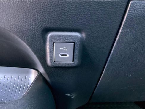 Used 2024 Toyota Corolla LE w/ LE Convenience Package image 31