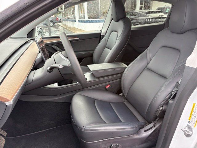 Used 2023 Tesla Model Y Long Range AWD/4WD image 4