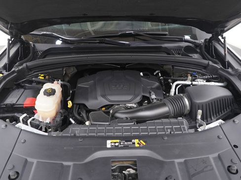 Used 2023 Jeep Grand Cherokee L Summit w/ Advanced Protech Group IV image 33