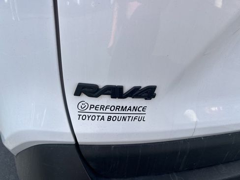 Used 2023 Toyota RAV4 AWD Hybrid image 15