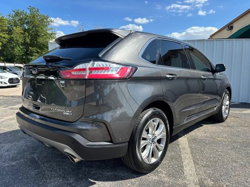 Used 2019 Ford Edge Titanium w/ Equipment Group 301A AWD/4WD image 6