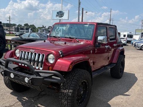 Used 2012 Jeep Wrangler Unlimited Sahara w/ Dual Top Group AWD/4WD image 3