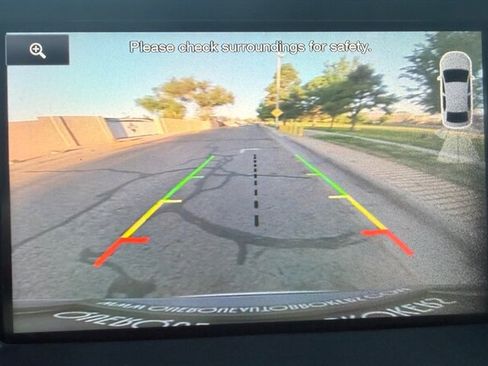 Used 2016 Ford Explorer XLT w/ Equipment Group 201A AWD/4WD image 20