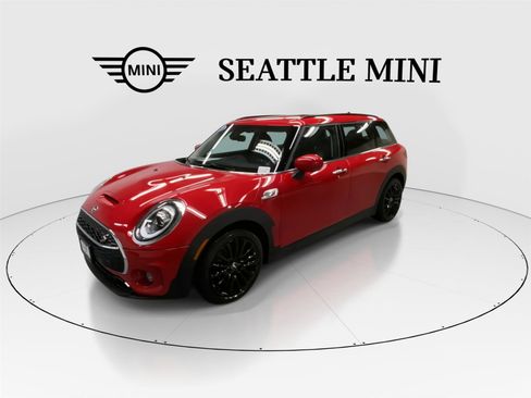 Used 2020 MINI Cooper Clubman S w/ Storage Package image 5
