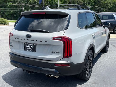 Used 2021 Kia Telluride SX w/ SX Prestige Package AWD/4WD image 3