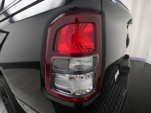 Used 2021 RAM 1500 Big Horn AWD/4WD image 31