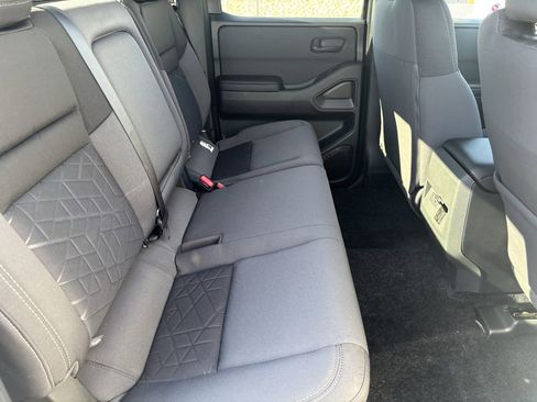 New 2026 Nissan Frontier SV w/ SV Convenience Package image 11