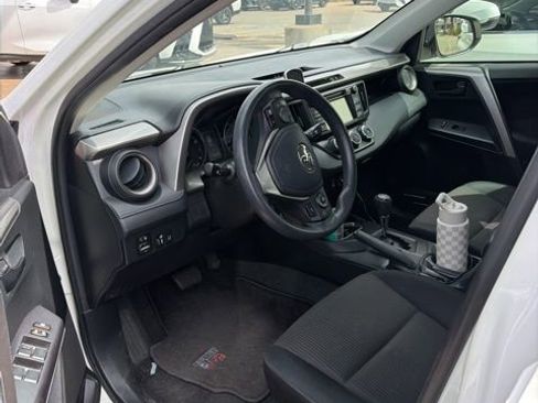 Used 2017 Toyota RAV4 LE w/ Carpet Mat Package image 13