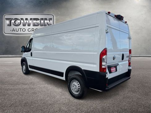 Used 2025 RAM ProMaster 2500 w/ Premium Convenience Group image 6