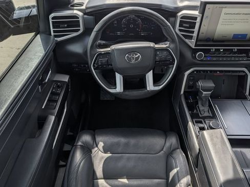 Used 2025 Toyota Tundra Platinum AWD/4WD image 9
