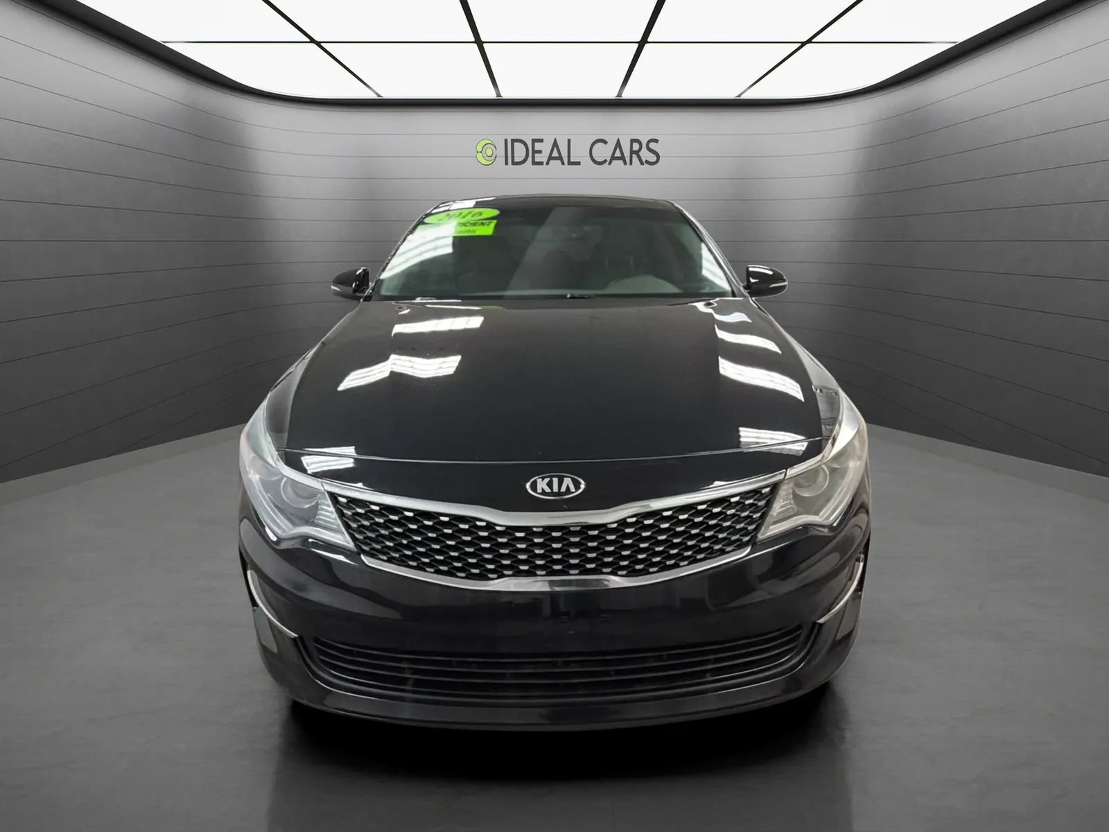 Used 2016 Kia Optima EX w/ Premium Package FWD image 2