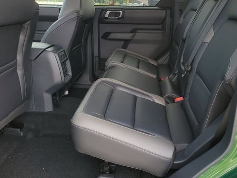 New 2025 Ford Bronco Outer Banks image 7