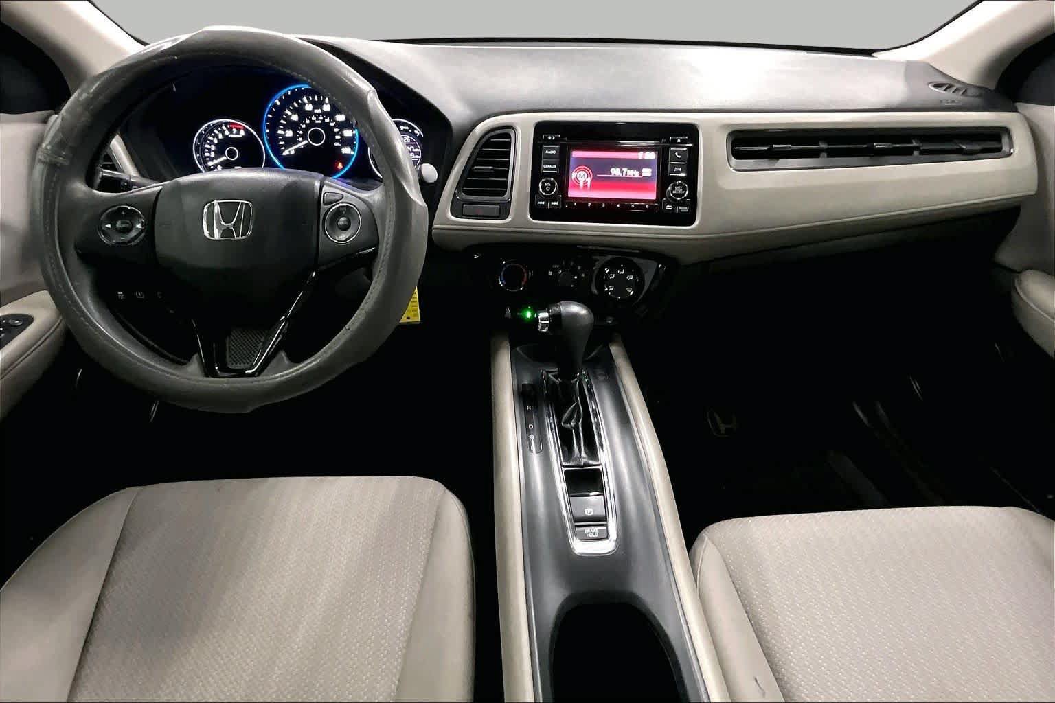 Used 2017 Honda HR-V LX image 15