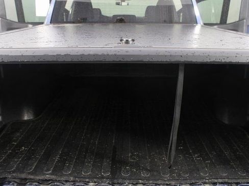 Used 2021 Chevrolet Silverado 1500 LT image 18