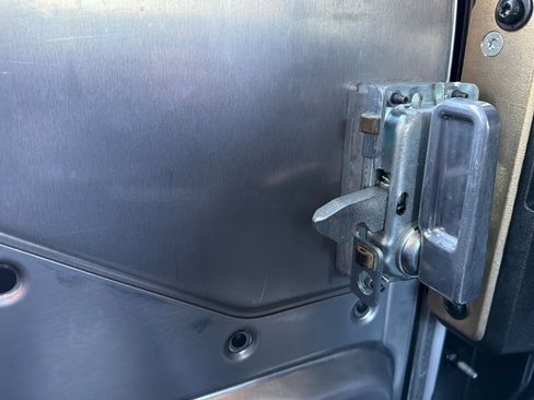 Used 2025 Chevrolet Brightdrop 400 image 10