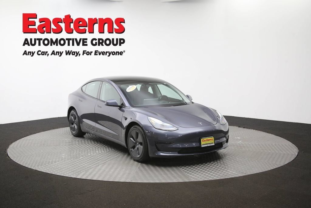 Used 2023 Tesla Model 3 Standard Range RWD image 46