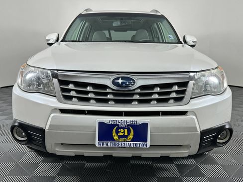 Used 2011 Subaru Forester 2.5X Touring AWD/4WD image 3