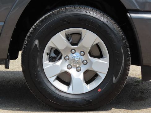 Certified 2025 RAM 1500 Big Horn AWD/4WD image 12