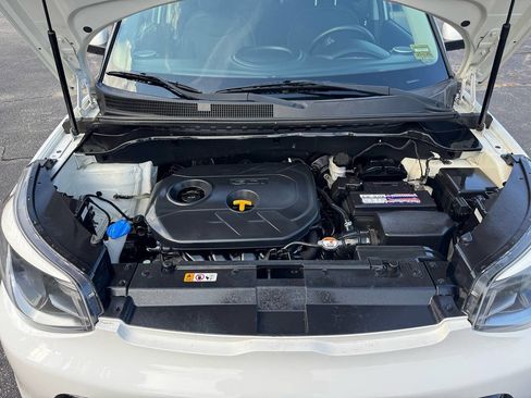 Used 2016 Kia Soul + image 27