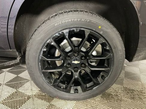 Used 2023 Chevrolet Tahoe LT w/ Luxury Package image 40