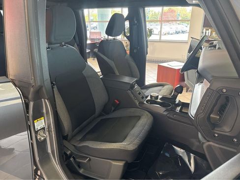 Used 2025 Ford Bronco Big Bend AWD/4WD image 29