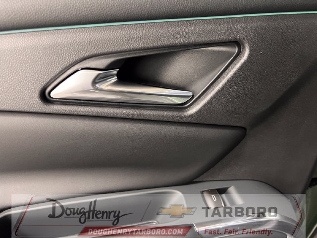 New 2027 Chevrolet Traverse RS w/ LPO, Floor Liner Package FWD image 30