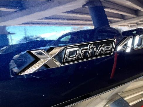 Used 2022 BMW X7 xDrive40i w/ Premium Package image 9