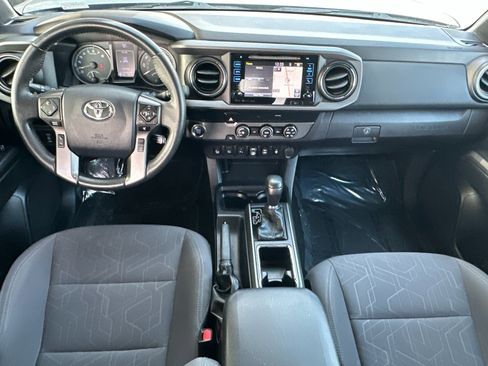 Used 2019 Toyota Tacoma 2WD Double Cab image 13