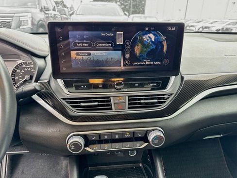 Used 2023 Nissan Altima 2.5 SR w/ SR Premium Package AWD/4WD image 13