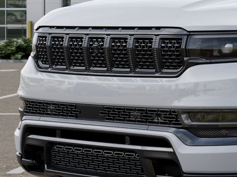 New 2025 Jeep Grand Wagoneer Series III w/ Quick Order Packagew 28T AWD/4WD image 39