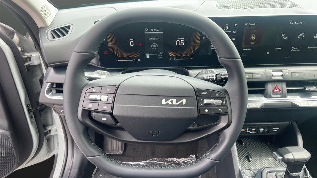 New 2026 Kia K4 EX FWD image 15