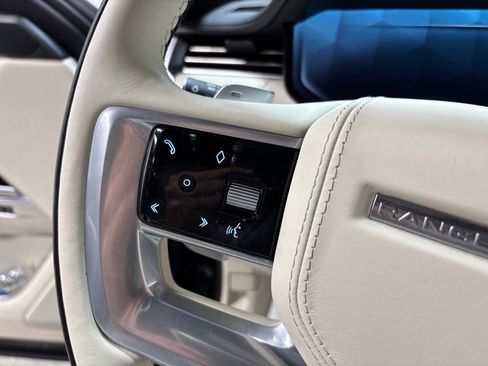 Used 2023 Land Rover Range Rover SE image 19