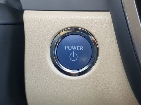 Used 2024 Toyota Camry XLE image 33