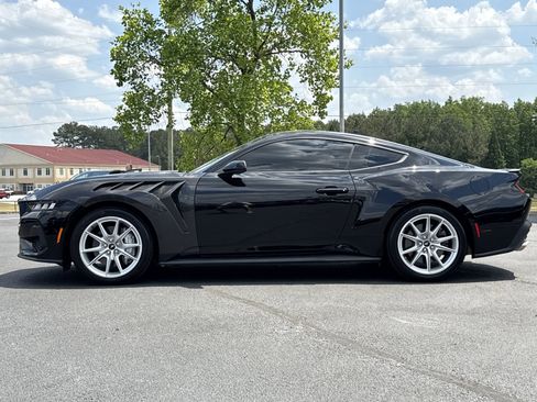 Used 2024 Ford Mustang GT Premium RWD image 16