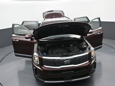 Used 2020 Kia Telluride S AWD/4WD image 39