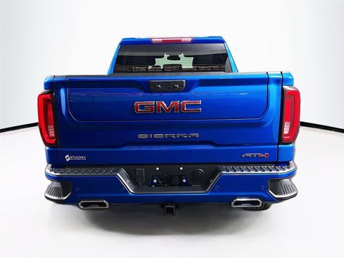 Used 2023 GMC Sierra 1500 AT4 image 6