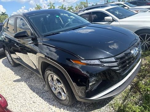 Used 2024 Hyundai Tucson SE AWD/4WD image 3