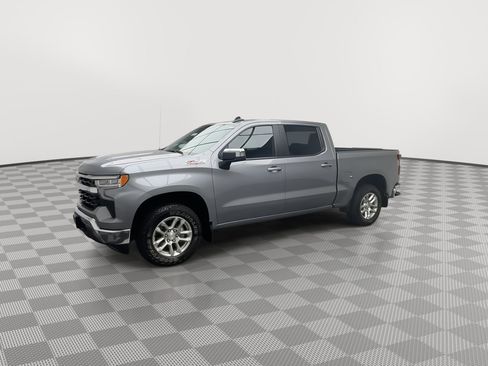 Certified 2024 Chevrolet Silverado 1500 LT AWD/4WD image 39
