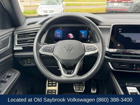 Used 2024 Volkswagen Atlas Cross Sport SEL R-Line AWD/4WD image 16