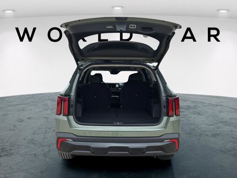 New 2026 Kia Sorento SX image 9